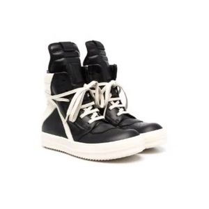 Unisex Rick Owens Kids Size 32 EURO SIZE - SIZE 1 U.S
